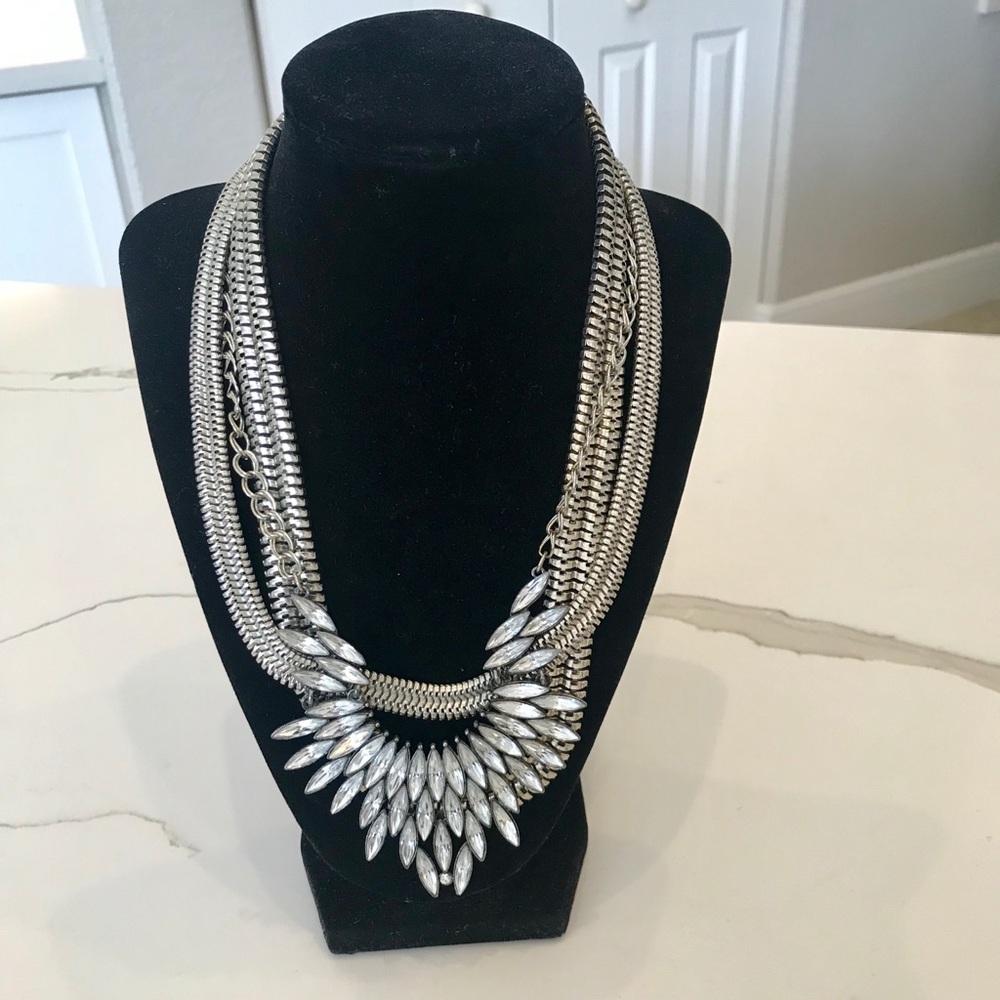 Statement necklace